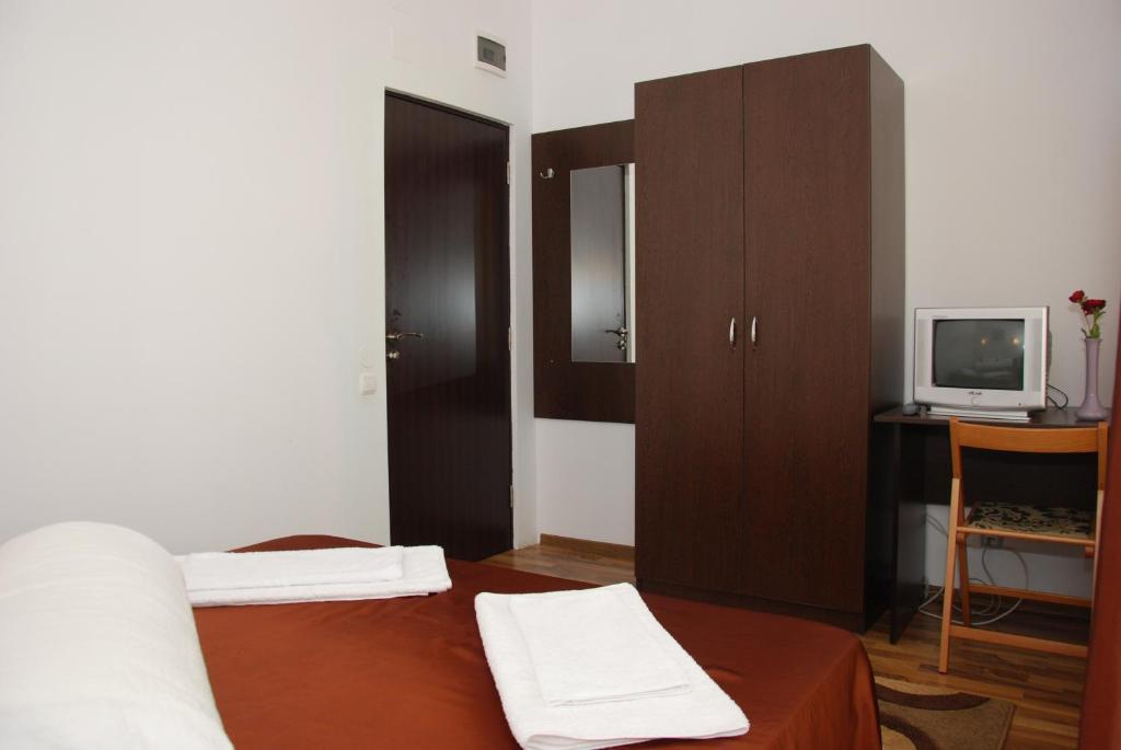 Pensiunea Zbor Cluj-Napoca Bilik gambar