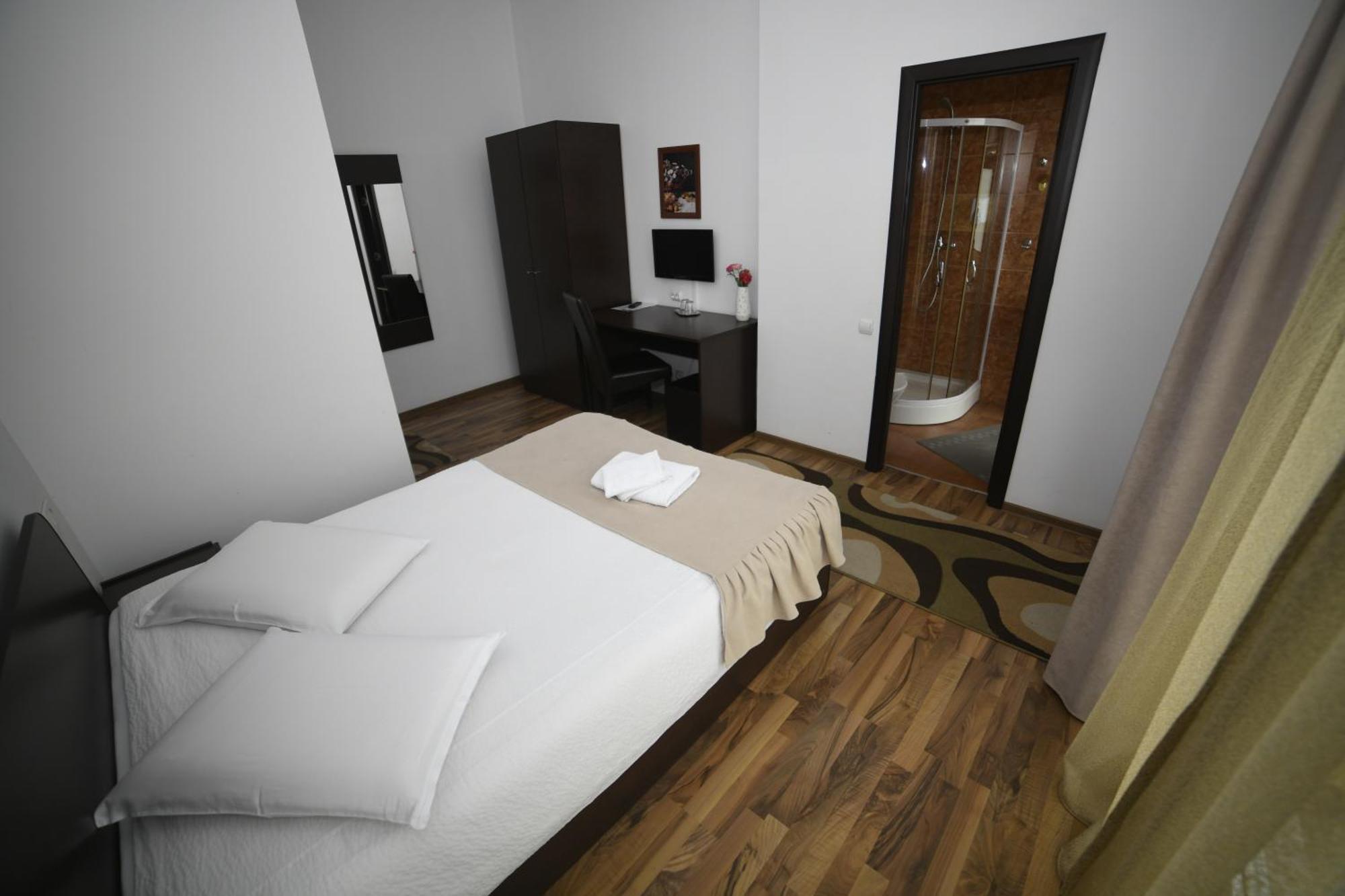 Pensiunea Zbor Cluj-Napoca Luaran gambar